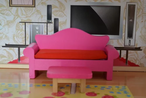 Moni Toys Mila Puppenhaus 70 cm x 62 cm x 31 cm