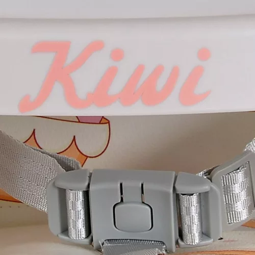 Cangaroo Kiwi Hochstuhl für Erwachsene mit Keksen
