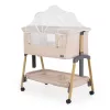 ADORO Babybett mit Moskitonetz, 7-fach verstellbarer Rückenlehne, Rollen und Stauraum, Beige/Kirschbraun