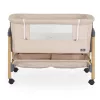 ADORO Babybett mit Moskitonetz, 7-fach verstellbarer Rückenlehne, Rollen und Stauraum, Beige/Kirschbraun