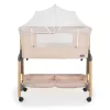 ADORO Babybett mit Moskitonetz, 7-fach verstellbarer Rückenlehne, Rollen und Stauraum, Beige/Kirschbraun