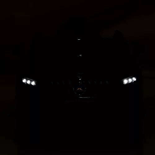 Bo Mercedes-AMG CLA45 elektromos autó 4 motoros PIROS