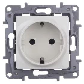   Legrand 764629 Niloé bézs 2P+F csatlakozóaljzat gyerekvédelemmel