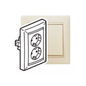   Legrand 774370 Valena elefántcsont 2x2P+F kettős földelt csatlakozóaljzat