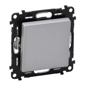   Legrand 752301 Valena Life aluminium egypólusú kapcsoló 10 AX