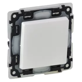   Legrand 752171 Valena Life IP44 fehér váltóérintkezős nyomógomb