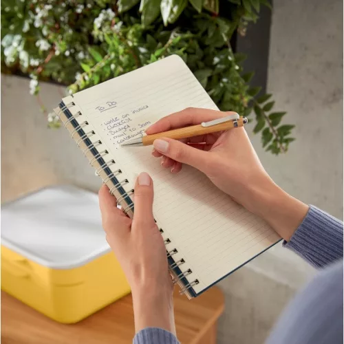 Leitz COSY Soft touch B5 bársony szürke vonalas spirálfüzet