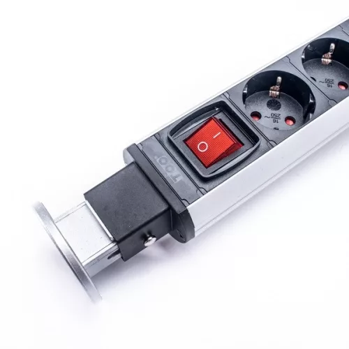 TOO PPS-303-3S IP20, 3x 2P+F, s odpojovacím vypínačom, strieborný stolový zapustený rozvádzač