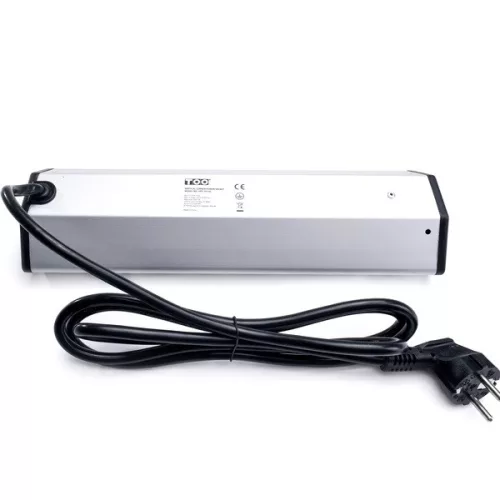 TOO VPS-317-4S IP20, 4x 2P+F, 2x USB-A, strieborná predlžovacia linka na stôl