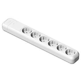   FAMATEL 2507 /pozdĺžny/ biely 16A-250V šesťcestný uzemnený rozvádzač