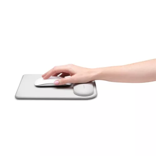Kensington K50437EU ErgoSoft csuklótámaszos világosszürke egérpad
