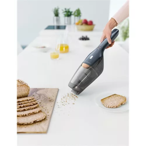 Bezdrôtový vysávač Electrolux EERC75DB Ergorapido Classic v džínsovo modrej farbe
