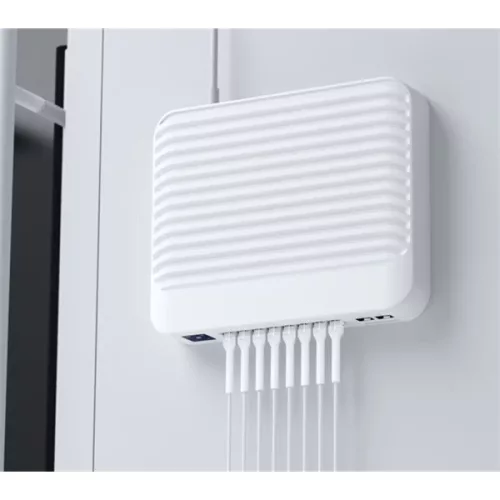 Ubiquiti USW-Pro-8-PoE 8-portni GbE LAN 6xPoE/PoE+ 2x PoE++ 2xSFP+ port 120W port L3 upravljani preklopnik