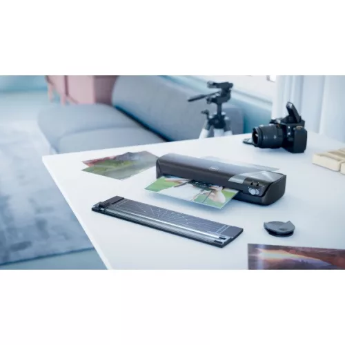 GBC Inspire+ A4 fekete laminálógép szett