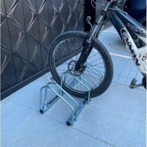 IRIS TOOLS BPR-003-043 3-Positionen-Fahrradständer für den Außenbereich