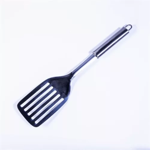 TOO KT-466 Spatulă metalică cu fante 33 cm