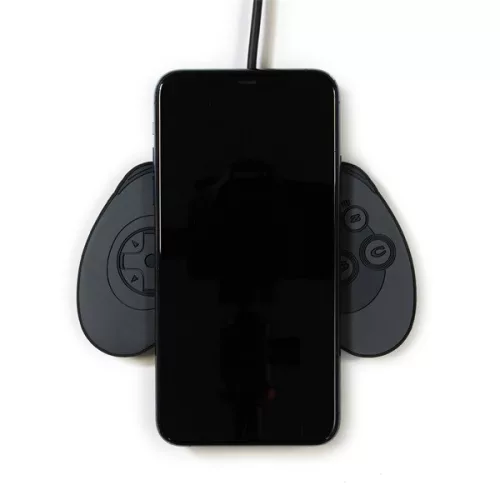 Numskull NS2803 SEGA Saturn kontroller 10W vezeték nélküli fekete töltőpad