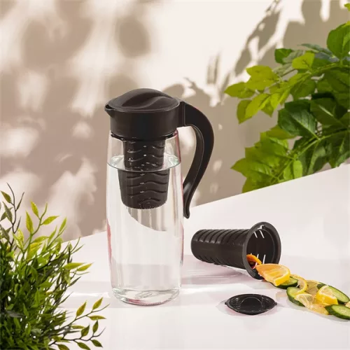 IRIS C-00250 Karefe Cană ovală cu suport pentru fructe 1.600ml, culoare neagră sau fildeș