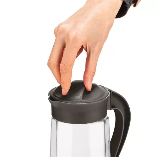 IRIS C-00317 Cană de sticlă Domi Polygon 1.600 ml, neagră sau fildeș