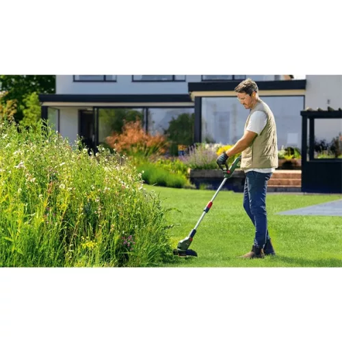 Bosch 06008C1F00 UniversalGrassCut 18V-26-500 akkus szegélyvágó