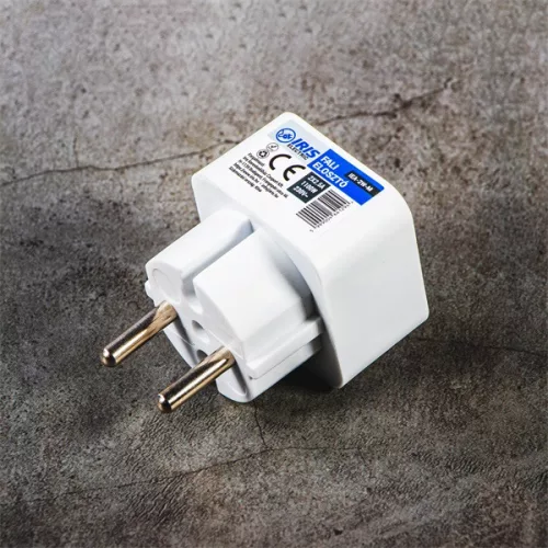 IRIS Electric IEA-2W-M Wandverteiler mit 2 ungeerdeten Steckdosen 2x2,5A