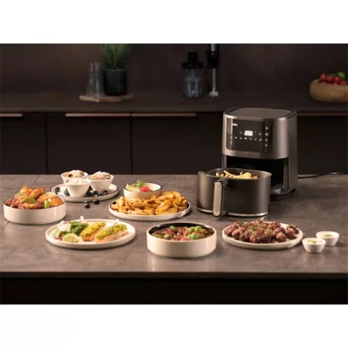 Braun MultiFry 3 HF3030 čierna teplovzdušná rúra s objemom 4,3 l