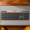 Logitech Signature Solar US vezeték nélküli grafitszürke billentyűzet