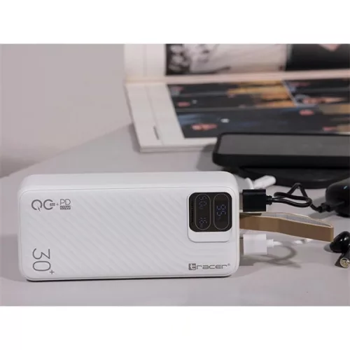 Tracer Blaze 30 000 mAh PD 65W Quick Charge 3.0 fehér hordozható power bank