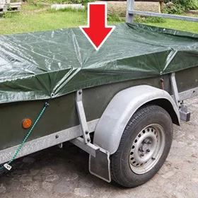   Prelata Impermeabila cu ochiuri metalice de prindere, dimensiune 6,0m x 8,0m, densitate 120g/m2, culoare verde