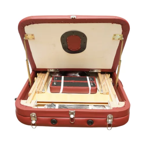 Összecsukható masszázsasztal, 3 zónás, fa váz, 5 cm-es habszivacs, magasság 55-76 cm, eko bőr, méretek 60x213 cm, bordó szín