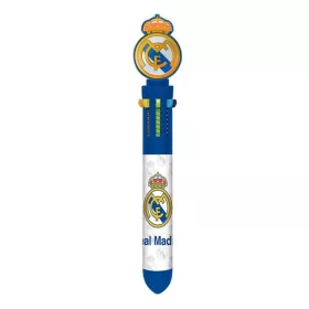 3D pero s bielym 10-farebným znakom Realu Madrid