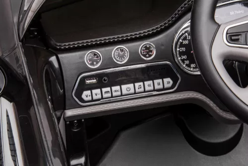 Akkumulátoros autó Bentley Mulsanne feketére festve