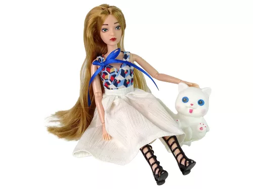 Baby Doll baba macskás hosszú barna hajjal.