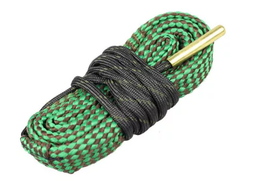 Fegyvertisztító rúd integrált kefékkel