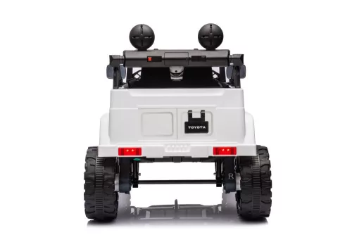 Akkumulátoros autó Toyota FJ fehér 4x4