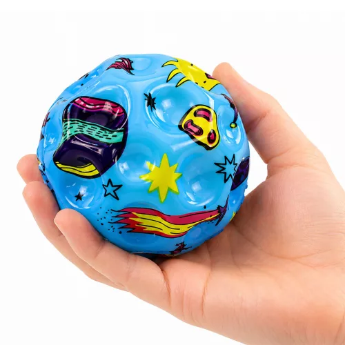 Gyúró és pattogó labda 7 cm-es lyukakkal