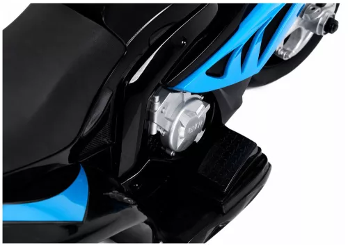 BMW S1000RR kék motorkerékpár