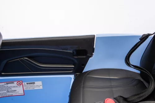 Ford Mustang Mach-E kék, 24 V-os akkumulátoros autó