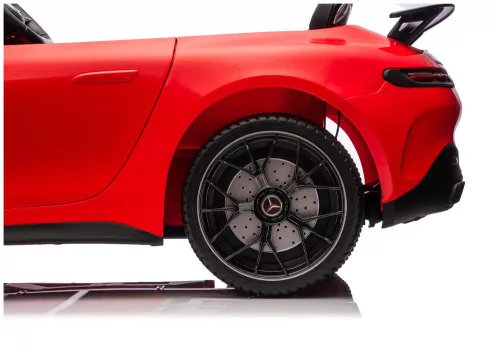 Mercedes GT63 AMG DK-GT63 24V LCD akkumulátoros autó, piros