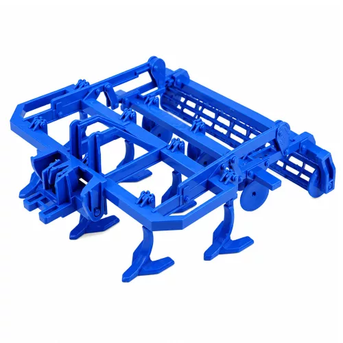 Mezőgazdasági traktor kultivátorral és talajművelő egységgel, zöld színben, 1:24