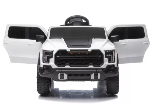 4x4 akkumulátoros autó P4 12V7Ah fehér