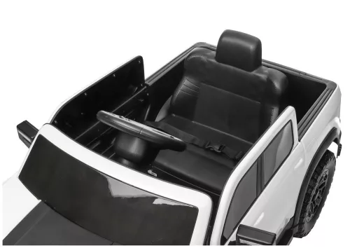 4x4 akkumulátoros autó P4 12V7Ah fehér