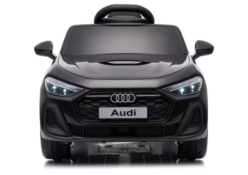 Audi A5L HL788 fekete akkumulátoros jármű