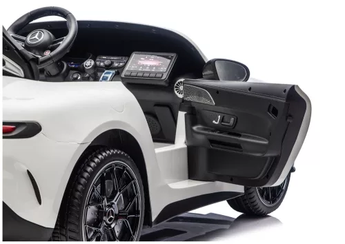 Mercedes AMG DK-GT63 24V fehér akkumulátoros jármű