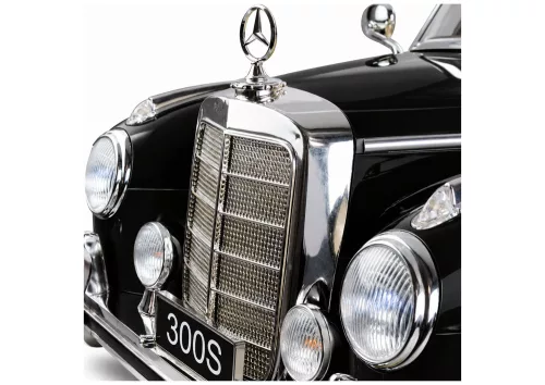 LS-618 Mercedes 300S fekete fényezés - Elektromos kisautó