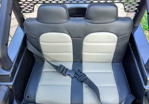 Ride on Car S2388 Jeep fekete 4x45W