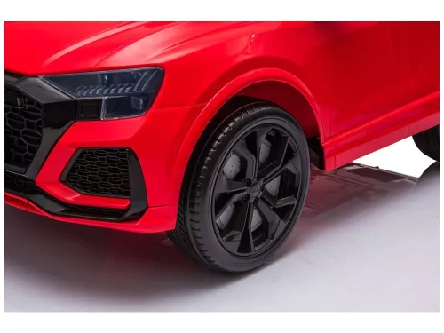 Elektromos Audi RS Q8 piros