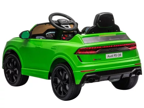 Elektromos Audi RS Q8 zöld