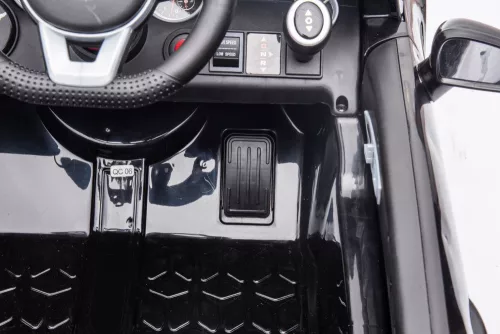 Elektromos kisautó Mercedes SLC 300 fehér