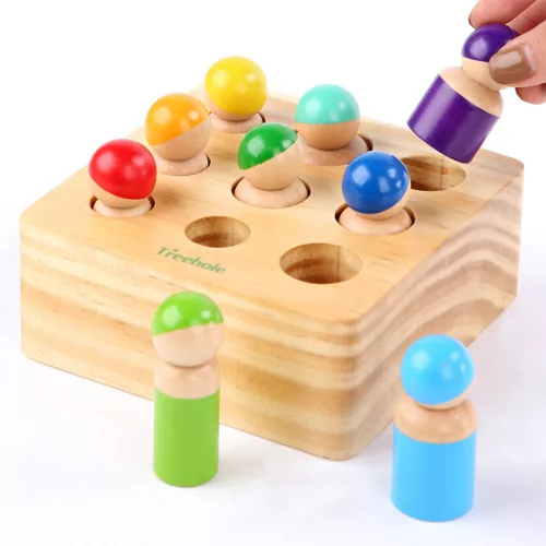 Montessori-Holzspielzeug zum Formenzuordnen und Fertigkeiten fördern